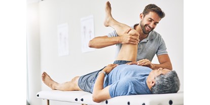 Physiotherapeut - Therapieform: Chiropraktik - Mobile Physiotherapie München - Medikus
