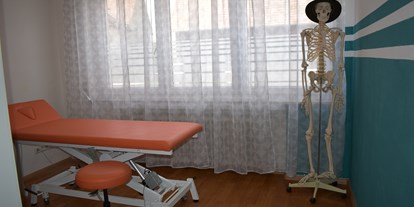 Physiotherapeut - Krankenkassen: private Krankenkasse - Bad Bellingen - Physiotherapie Eloite