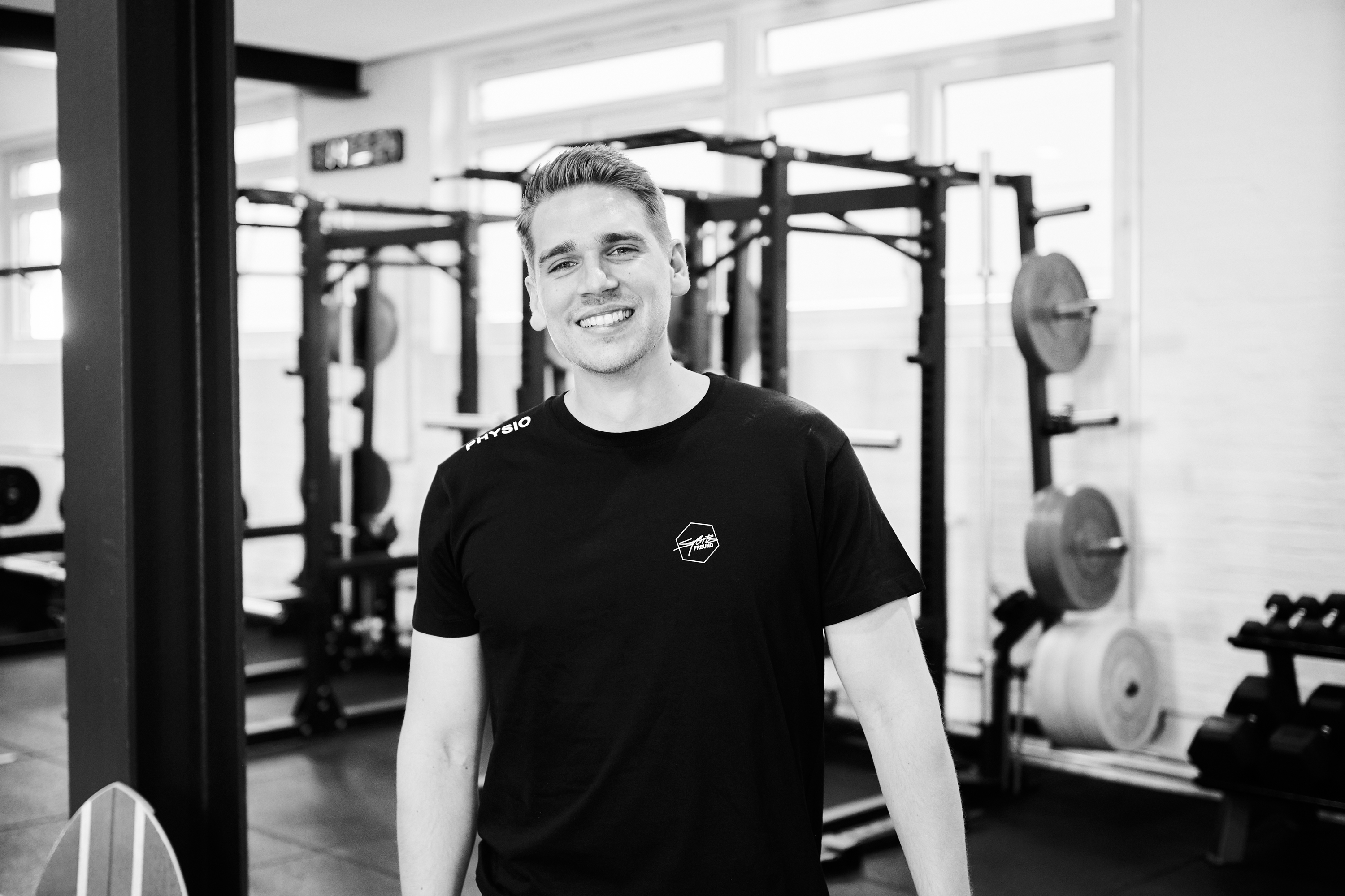 Physiotherapie - Nico Nassiri - Leitender Physiotherapeut - joelWORX Physiotherapie