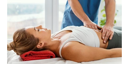 Physiotherapist - Therapieform: medizinische Massage - Oberschleißheim - Mobile Physiotherapie München - Medikus