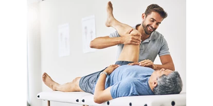 Physiotherapist - Therapieform: medizinische Massage - Oberschleißheim - Mobile Physiotherapie München - Medikus