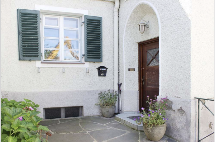 Movement Lab - Praxis für Physiotherapie & Training Premises Entrance Maxstrasse