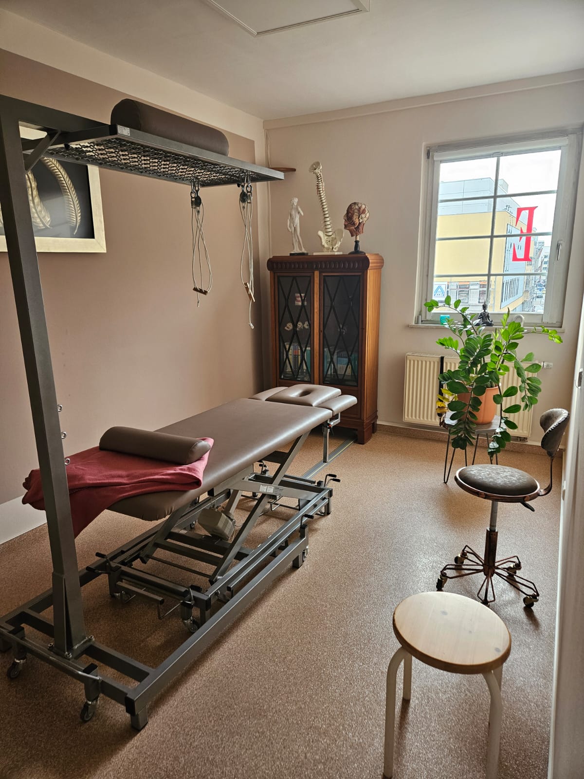 Physiotherapeut - Therapieform: medizinische Massage - Behandlungsraum 5 - PHYSIOBALANCE 