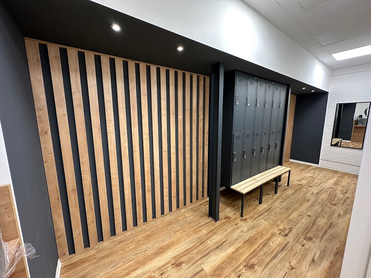Heal In Bolanden GmbH Räumlichkeiten Umkleideräume / Spinde