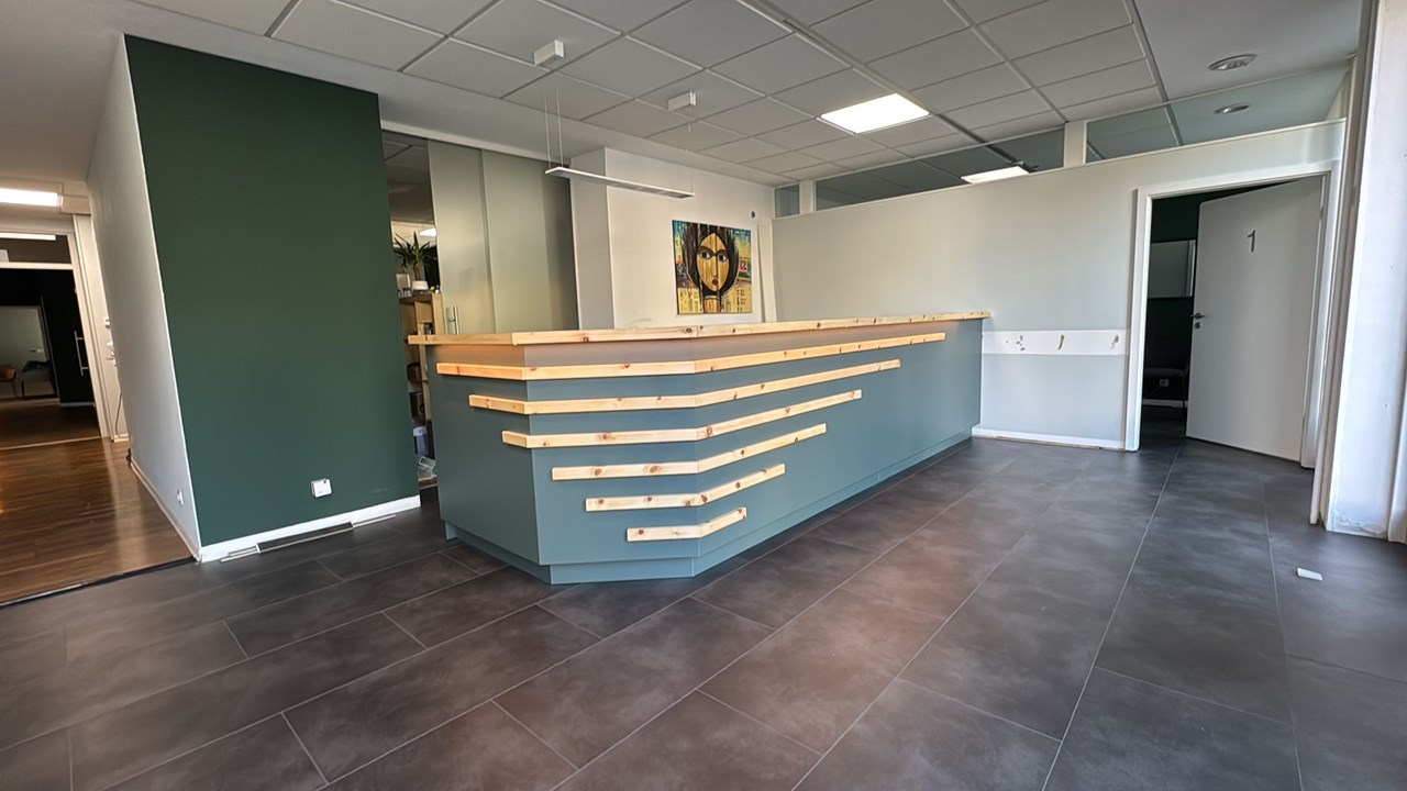 Gesundheitszentrum Jung Number of people reception