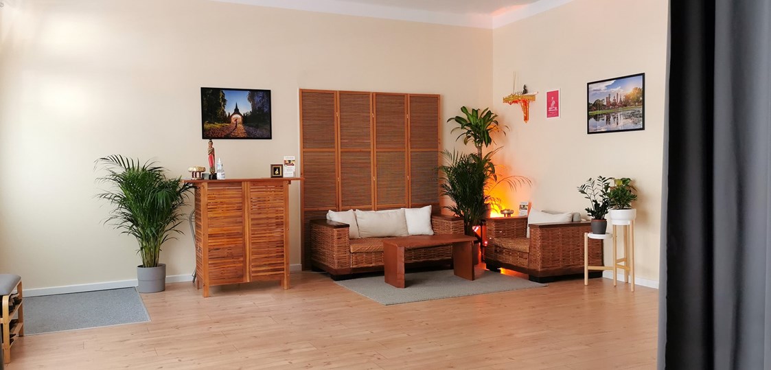 Physiotherapie: Eingangsbereich - Sabayking Thai Massage & Wellness Charlottenburg