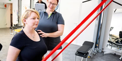 Physiotherapist - Hausbesuche - Germany - Gerätegestützte Krankengymnastik im Vivid-Os Rundum Gesund
 - Vivid-Os Rundum Gesund - Praxis für Physiotherapie & Wellness